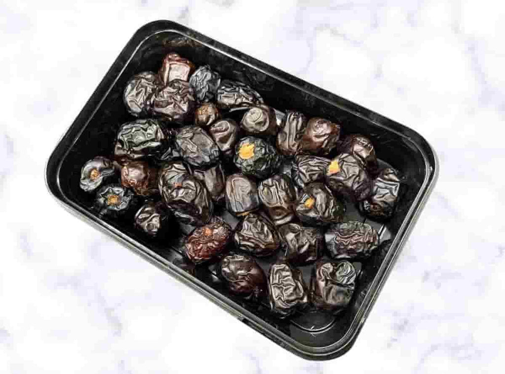 Ajwa dates (Ajwa Khajoor)