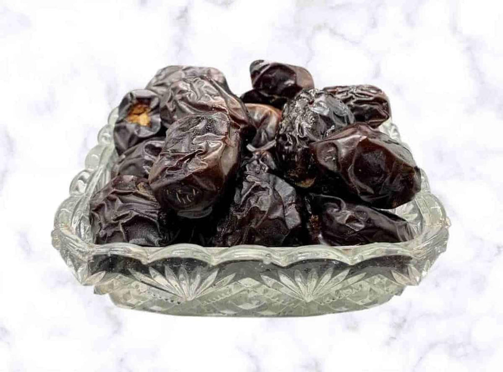 Ajwa dates (Ajwa Khajoor)