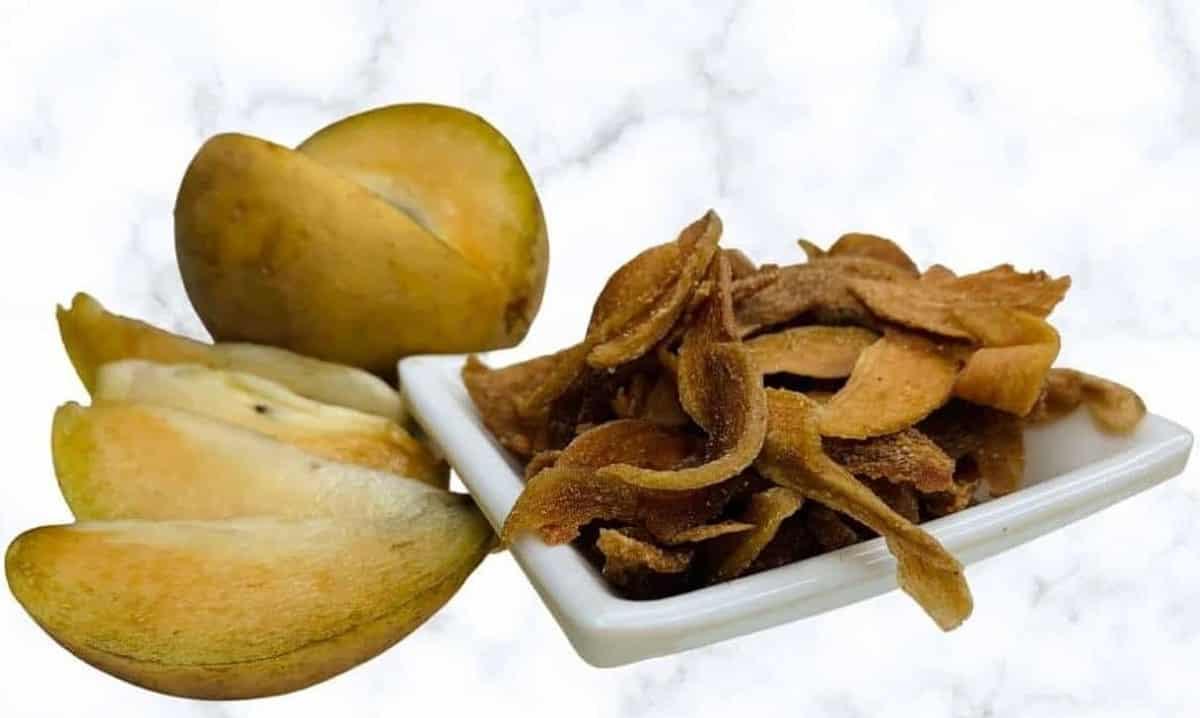 Dried Chikoo Chips